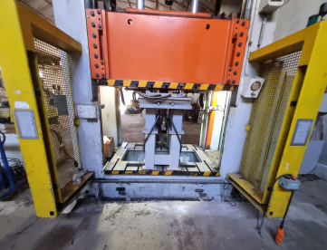 Foto: PRENSA HIDRAÚLICA -TIPO H - HEIDEL - 75TON - CLP ALEN BRADEN - ANO 2001