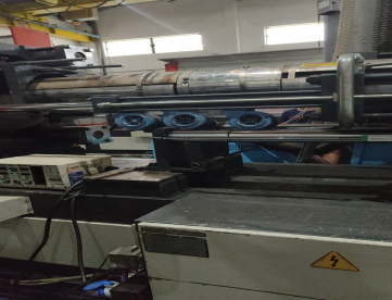 Foto: INJETORA DE PLÁSTICOS - SANDRETTO - LÓGICA 2800/450 AN0 2013 (ESPECIAL P/ PVC)