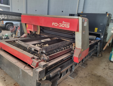 MÁQUINA DE CORTE A LASER CO2 - AMADA - FO-3015 - 3000MM X 1500MM - ANO 2003