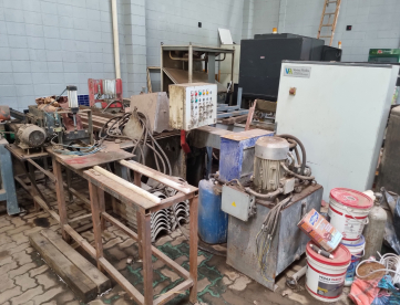 MÁQUINA PARA FABRICAR TELHAS DE CONCRETO - VORTEX HYDRA / ITÁLIA