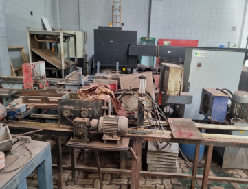 Foto: MÁQUINA PARA FABRICAR TELHAS DE CONCRETO - VORTEX HYDRA / ITÁLIA