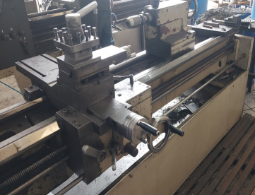 Foto: TORNO MECÂNICO - ROMI - S30A - 520 x 1500 MM