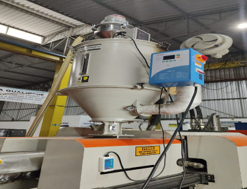 Foto: INJETORA DE PLÁSTICOS - SANDRETTO - MEGLIO 1320/240 - ANO 2011