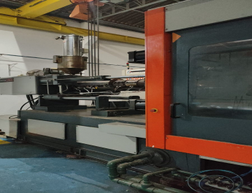 Foto: INJETORA DE PLÁSTICOS - SANDRETTO - LÓGICA 2800/450 ANO 2010