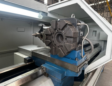 Foto: TORNO CNC - ROMI - MULTIPLIC 40A - 650 x 3000MM - REFORMADO - FANUC - GARANTIA DE 1 ANO