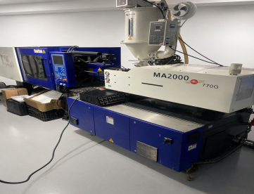 INJETORA DE PLÁSTICOS - HAITIAN - MARTE 2000/770G - 200 TONELADAS - COM SERVO MOTOR - ANO 2022