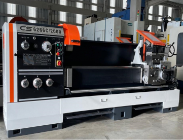 TORNO MECÂNICO TIPO CARCACEIRO - 660MM X 2000MM - NOVO SEM USO