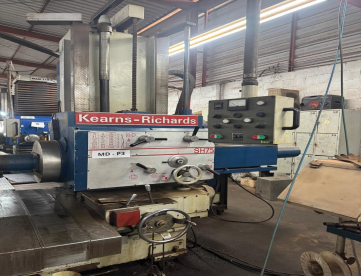 Foto: MANDRILHADORA CONVENCIONAL - KEARNS RICHARDS - FUSO 75 - 1250MM X 1000MM X 1000MM