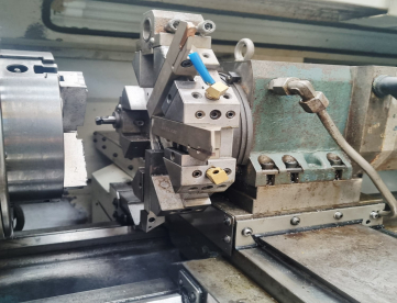Foto: TORNO CNC ROMI CENTUR 30D - 410MM X 1000MM - ANO 2008 - PNEUMÁTICO