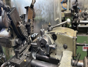 Foto: TORNO AUTOMÁTICO ERGOMAT A25/TS - ANO 2002