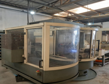 Foto: AFIADORA CNC 5 EIXOS WALTER HELITRONIC MINI POWER- HCM 600 -COM GARREGAMENTO AUTOMÁTICO DE BLANKS -ANO 2004  RETROFITADA ANO 2019