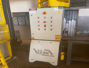 Foto: PRENSA HIDRÁULICA - HIDRALMAC - MOD. PHH 600 T - MESA 1070MM X 670MM - ANO 2015