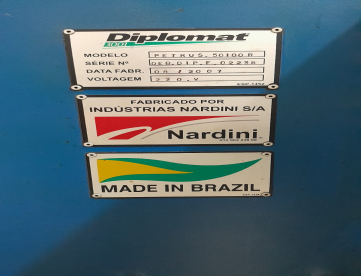 Foto: FRESADORA CNC  DIPLOMAT  PETRUS 50100R - 1000 x 453 x 600 - ANO 2007 - COMANDO HEIDENHAIN
