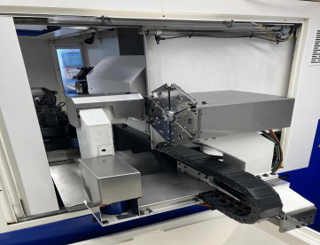 Foto: RETÍFICA CNC DE FERRAMENTAS 9 EIXOS - ROLLOMATIC - SMART GRINDER 629 XW COM CARREGAMENTO AUTOMÁTICO DE BLANKS - ANO 2018