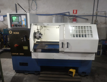 TORNO CNC - ROMI CENTUR 30RV - 1000 X420MM - TORRE ELÉTRICA - COMANDO MACH 8