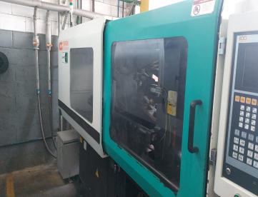 Foto: INJETORA PLÁSTICA LOG – MODELO LOG-210S6 – ANO 2019 – 210 TON