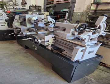Foto: TORNO MECÂNICO NARDINI 220MIII - 500MM X 1000MM