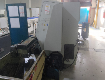 Foto: CENTRO DE TORNEAMENTO ROMI GALAXY10  ACOMPANHA ALIMENTADOR DE BARRAS IEMCA VIP 80E -ANO 2000