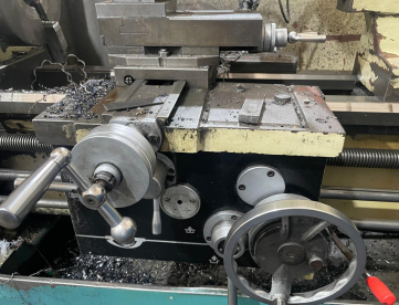 Foto: TORNO MECÂNICO MAGNUM-CUT  FEL-1660GZJ - 420MM X 1500MM - ANO 2009