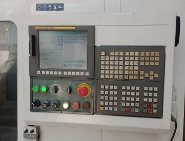 Foto: CENTRO DE USINAGEM VERTICAL - ROMI - D1250 - ANO 2015 - 1250 x 600 x 600 MM - COMANDO FANUC