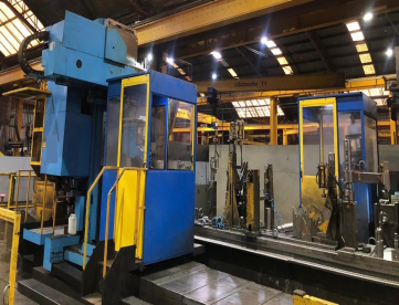 Foto: Mandriladora CNC STIMIN 2CPFPM-1000 Com banco fixo e duplo cabeçotes independentes com 2 estações de trabalho