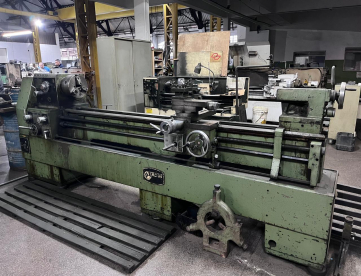 Foto: TORNO MECÂNICO - NARDINI - 300III - 500 X 2200