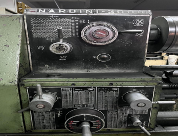 Foto: TORNO MECÂNICO - NARDINI - 300III - 500 X 2200