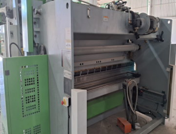 Foto: DOBRADEIRA HIDRÁULICA - VALENTIN - 63T X 3200 - ANO 2024