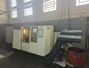 CENTRO DE TORNEAMENTO DMG GILDEMEISTER CTX 310 COM FERRAMENTAS ACIONADAS - ANO 2008