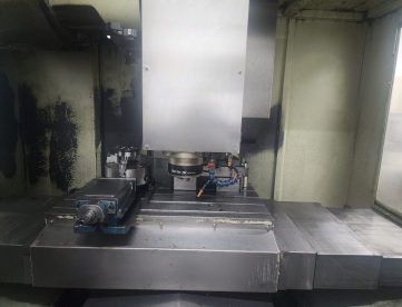 Foto: CENTRO DE USINAGEM VERTICAL - MIKRON - VCE800 PRO-X - ANO 2006 - 15.000 RPM