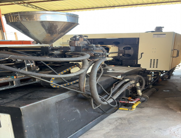 Foto: INJETORA DE PLÁSTICOS - BORCHE - BS2600 - 260TONELADAS - ANO 2010