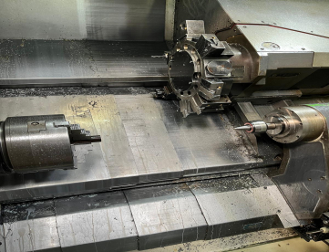 Foto: CENTRO DE TORNEAMENTO CNC BARRAMENTO INCLINADO - ERGOMAT - TND350G