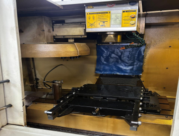 Foto: CENTRO DE USINAGEM - ROMI - DISCOVERY 560 COM PALLET ANO 2007 - COMANDO SIEMENS