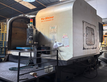 Foto: TORNO VERTICAL CNC   MARCA YUSHINE  MODELO VL 1100HR+P  ANO 2011  COM TORRE COM 12 FERRAMENTAS   COMANDO SIEMENS