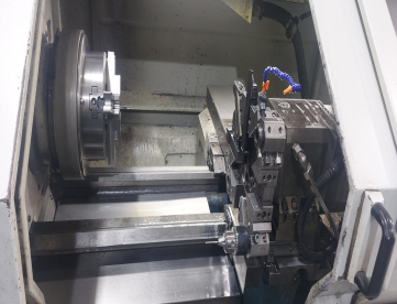Foto: TORNO CNC - ROMI - CENTUR 30D - ANO 2011 - 430 x 1000 MM - COMANDO SIEMENS