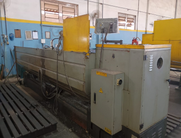 Foto: TORNO MECÂNICO VEKER 660MM X 3000MM - ANO 2012