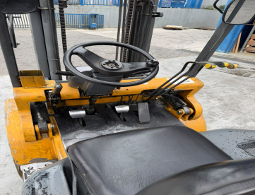 Foto: EMPILHADEIRA  GLP /LPG -3.000 TONELADAS -MARCA HUTHE MODELO HH30Z -LPG ANO 2008