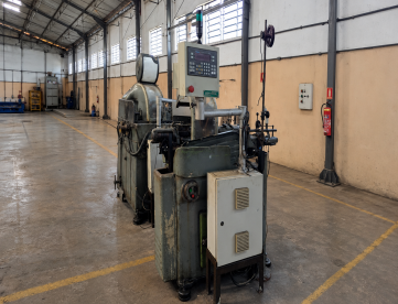 TORNO AUTOMÁTICO SUIÇO DE CABEÇOTE MÓVEL - R10 - COM CABEÇOTE DE ROSQUEAR