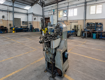 Foto: TORNO AUTOMÁTICO SUIÇO DE CABEÇOTE MÓVEL - R10 - COM CABEÇOTE DE ROSQUEAR