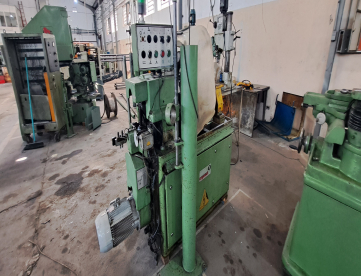 Foto: TORNO AUTOMÁTICO ERGOMAT TB42  - ANO 2000