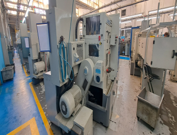 Foto: TORNO AUTOMÁTICO MULTIFUSO - WICKMAN - 1"- 6 fusos - MÁQUINA COM NR-12 COMPLETA.