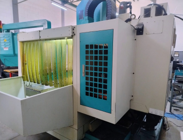 Foto: FRESADORA CNC – SINITRON - B5NX - ANO 2008