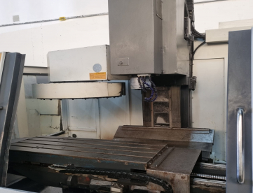 Foto: CENTRO DE USINAGEM FEELER FV-1000 - 1000MM X 500MM X 500MM - ANO 2007