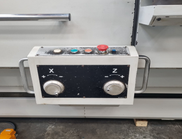 Foto: TORNO CNC BARRAMENTO PARALELO  TRAVIS TR-3 x 770MM X  3100 MM - HIDRAULICO