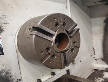 Foto: TORNO CNC BARRAMENTO PARALELO  TRAVIS TR-3 x 770MM X  3100 MM - HIDRAULICO