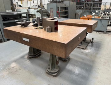Foto: MESA DE DESEMPENO - CALIBRADA USADA - STARRET MICROTESTE