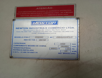 Foto: DOBRADEIRA CNC HIDRÁULICA NEWTON 3050MM X 135 TONS - 4 EIXOS COMANDO CYBELEC ANO 2010