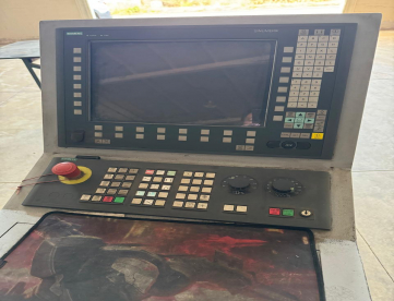 Foto: PUNCIONADEIRA CNC - DURMA - TP9 - 125X20 TONELADAS - COMANDO SIEMENS - ANO 2010
