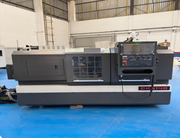 TORNO CNC CK6140 - 400MM X 650MM - OKM - COMANDO FANUC