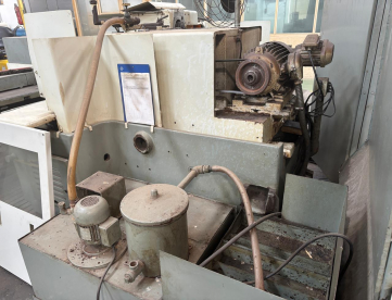 Foto: RETIFICA  CILINDRICA  MARCA STANKOIMPORT  MODELO 5822M  -ANO 1976 - MAQUINA VENDIDA NO ESTADO